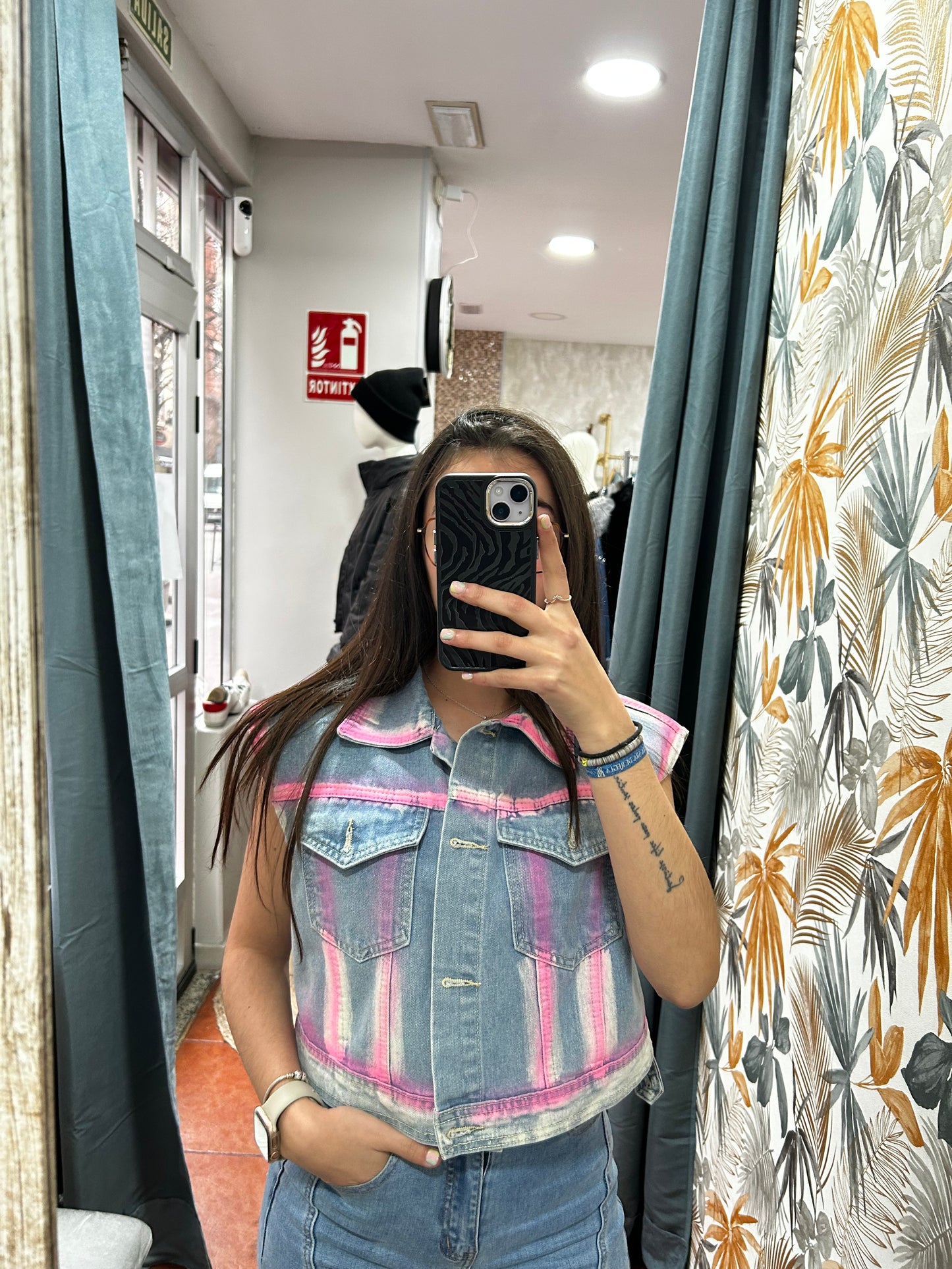 Chaleco vaquero hombreras