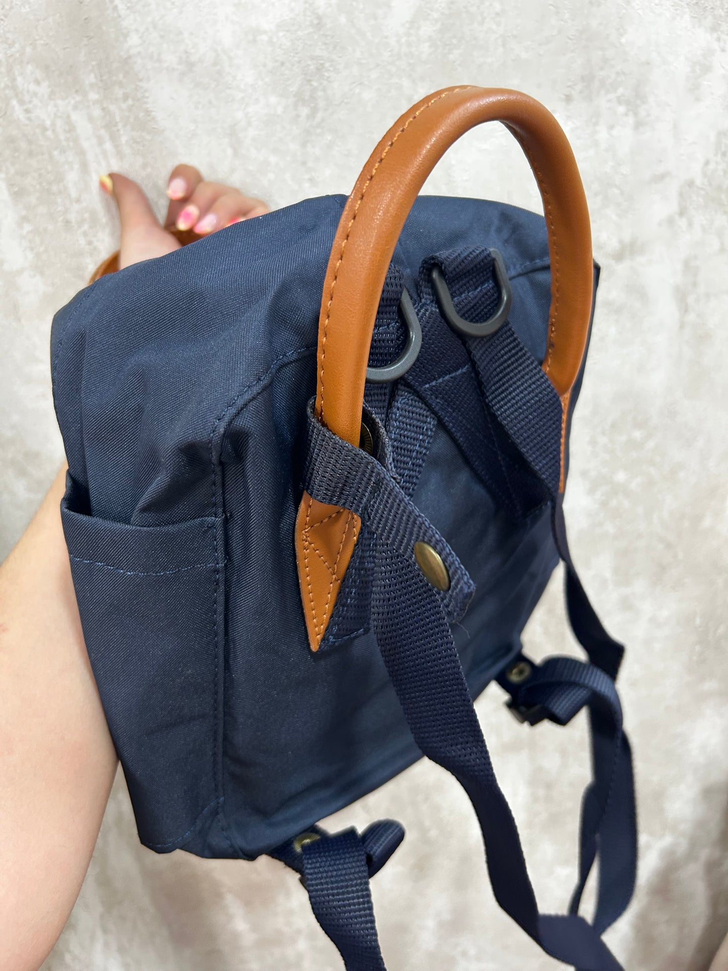 Mochila azul marino