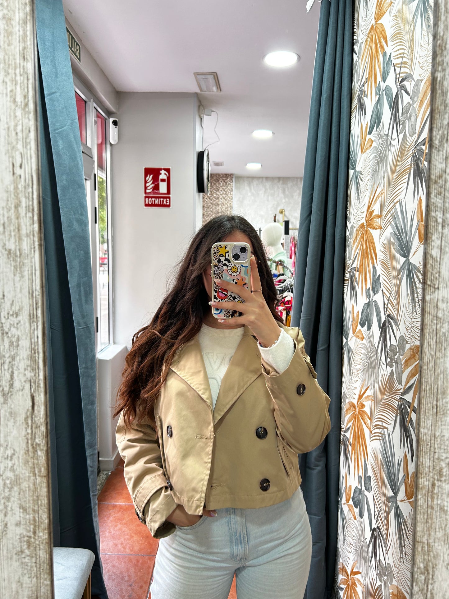 Gabardina marrón
