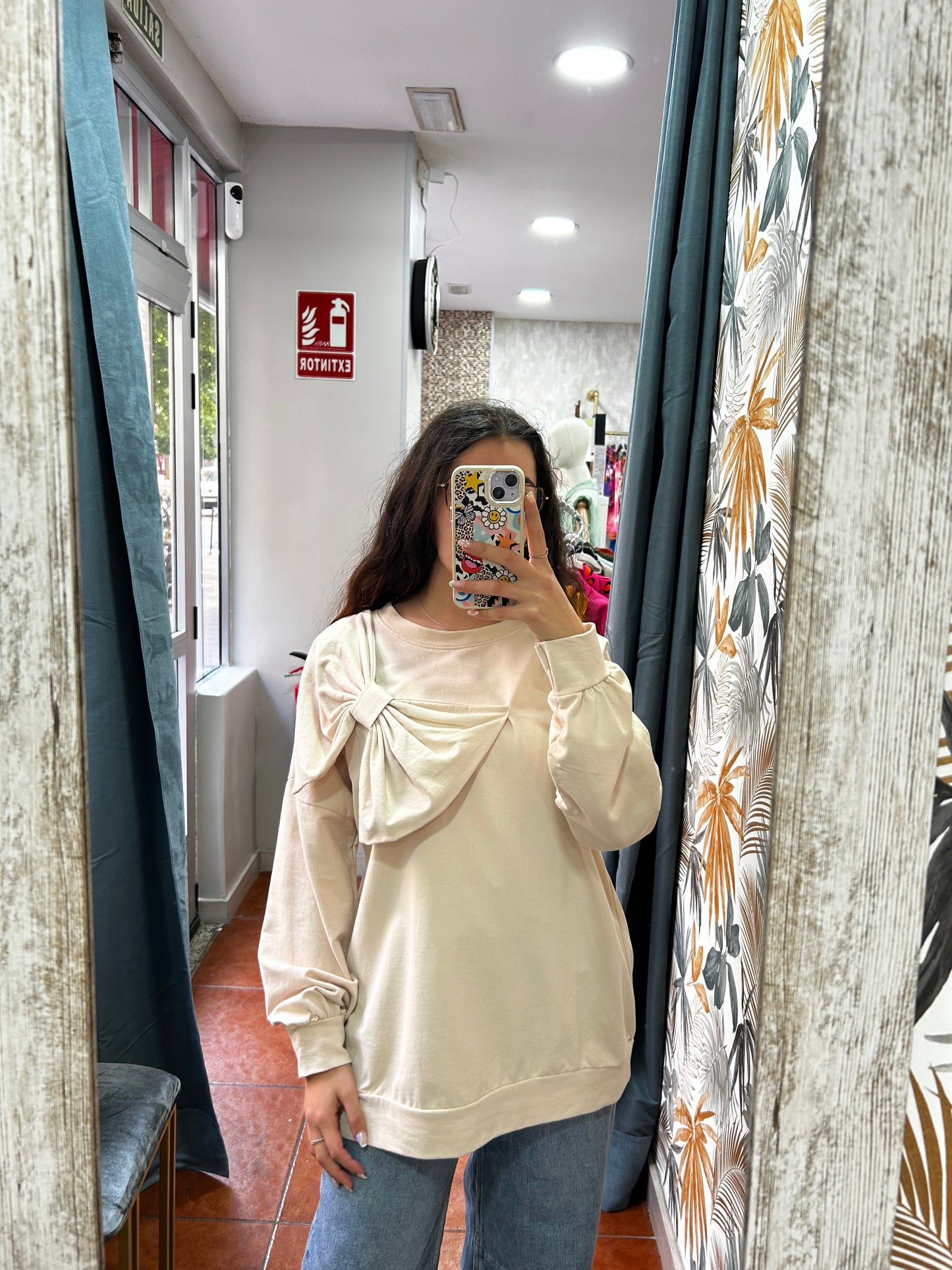 Sudadera lazo beige