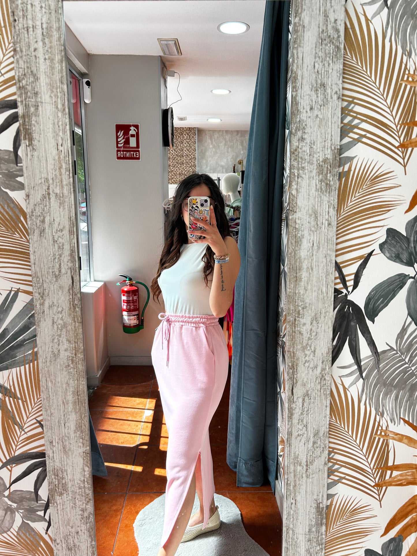 Falda cordones rosa