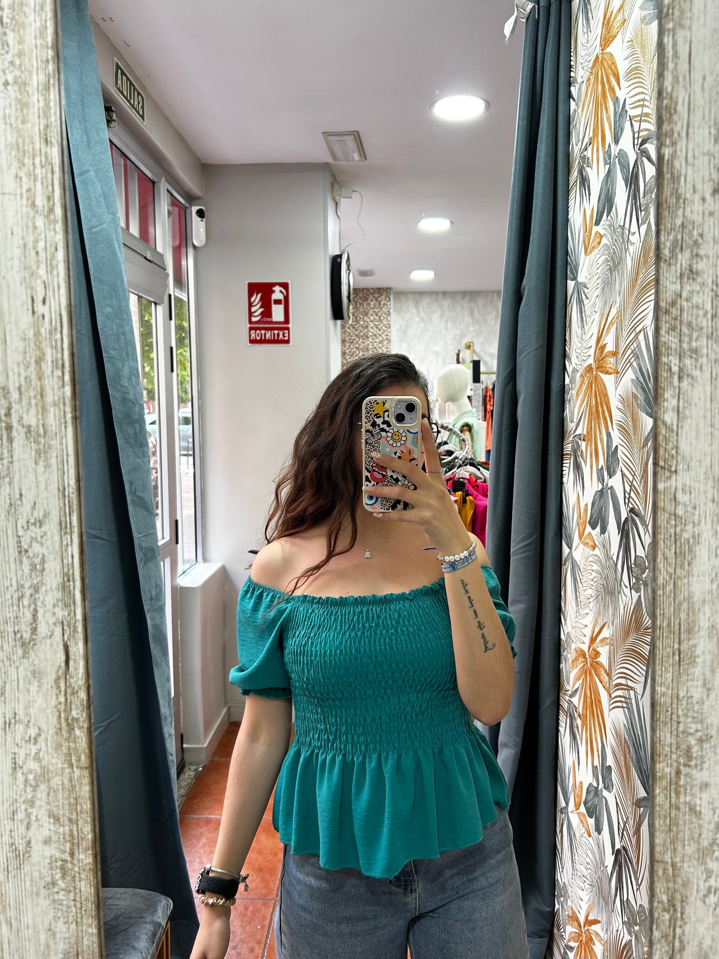 Top fruncido turquesa