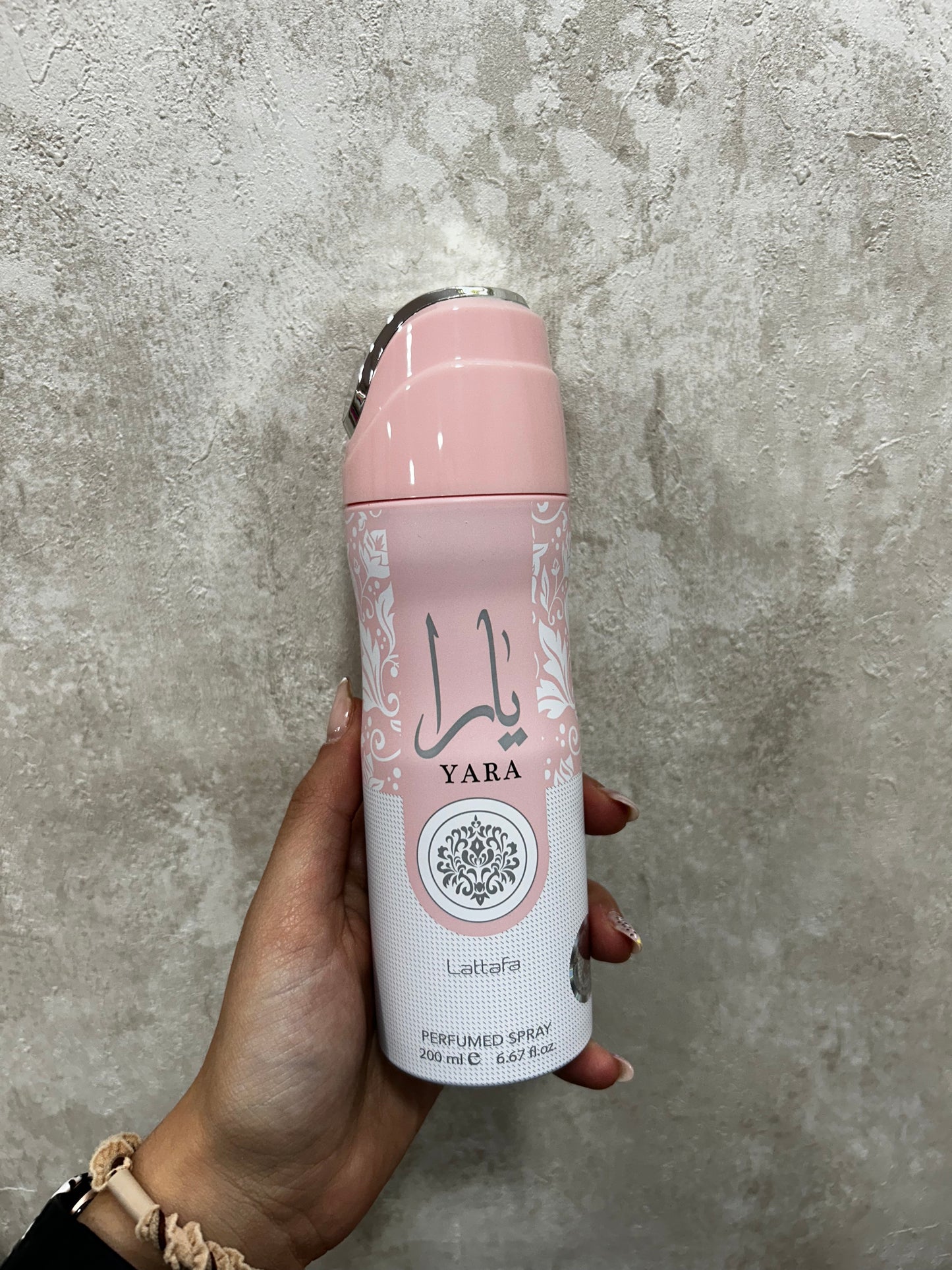 Desodorante Yara rosa