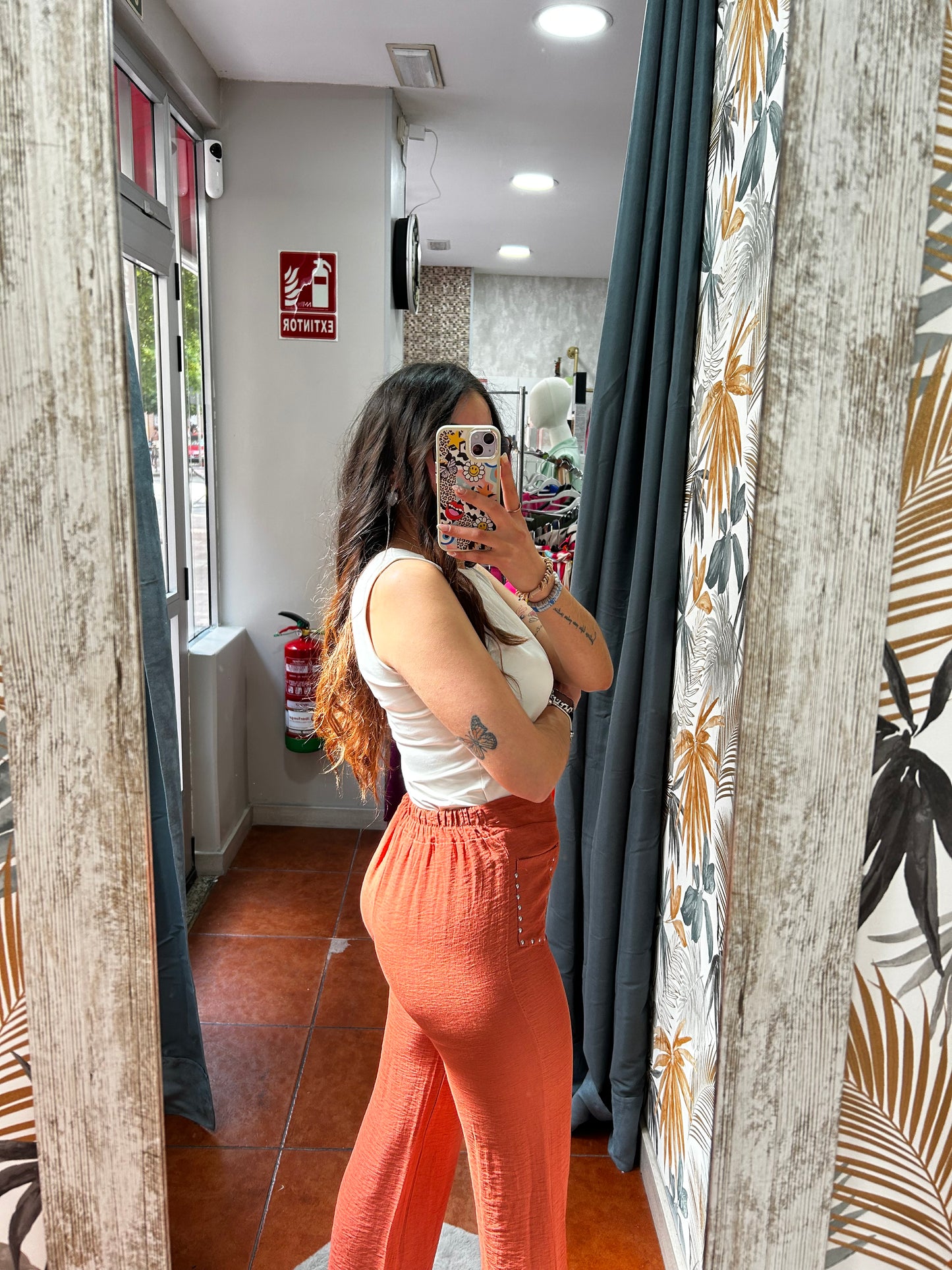 Pantalón acampanado teja