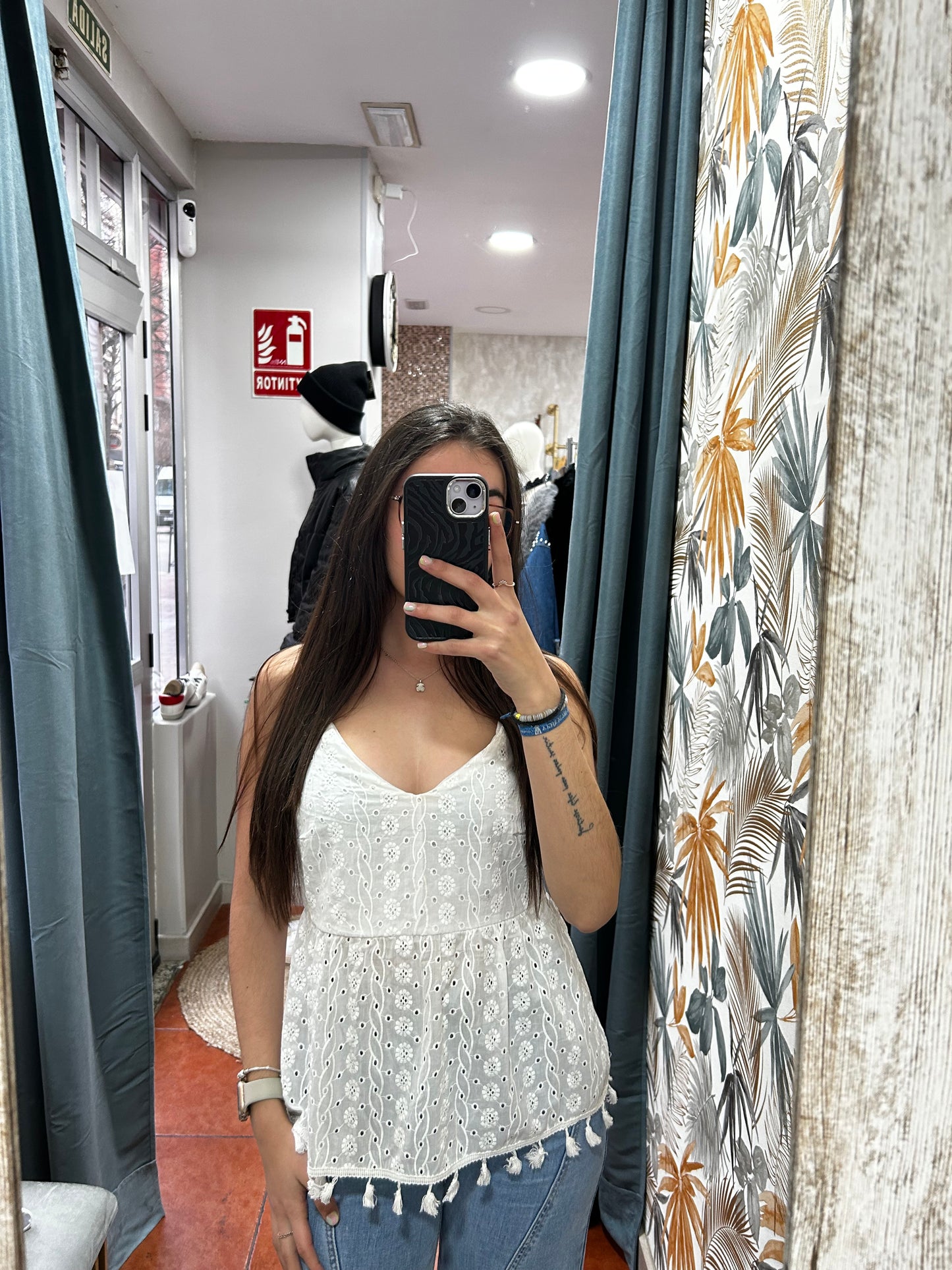 Camiseta flecos
