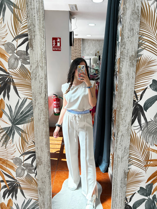 Conjunto beige línea rayas