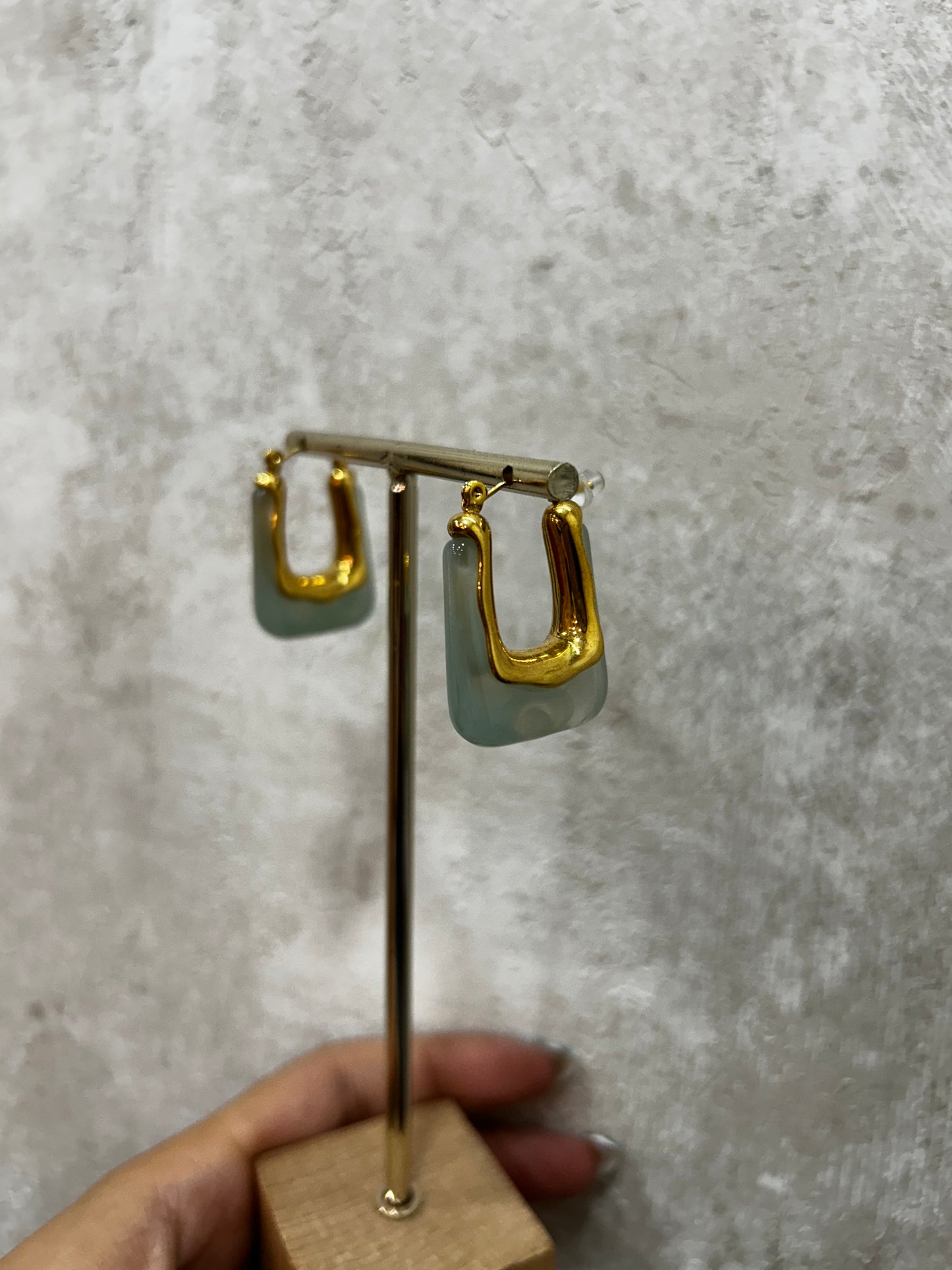 Pendientes acero cuarzo