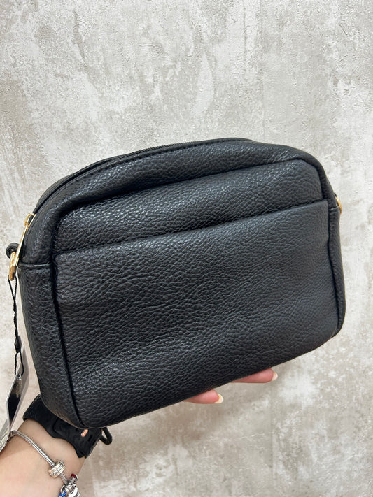 Bolso negro