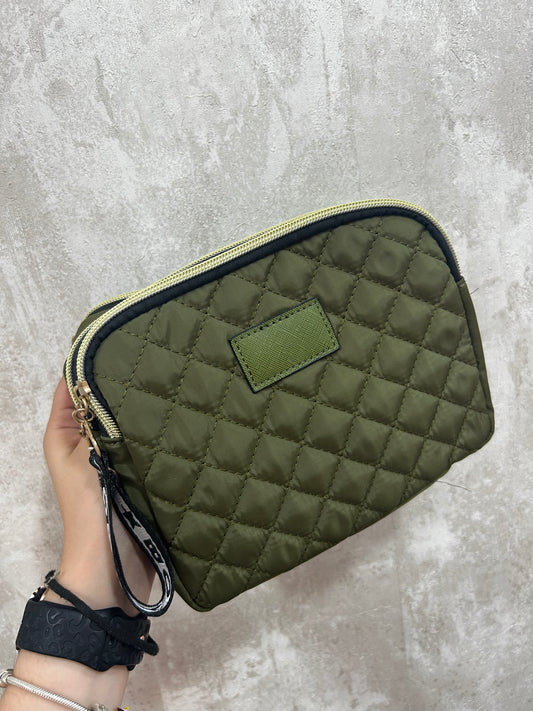Bolso tres cremalleras
